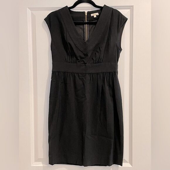 EUC SHOSHANNA V-neck Black Mini Dress Sz 8 - Picture 1 of 4
